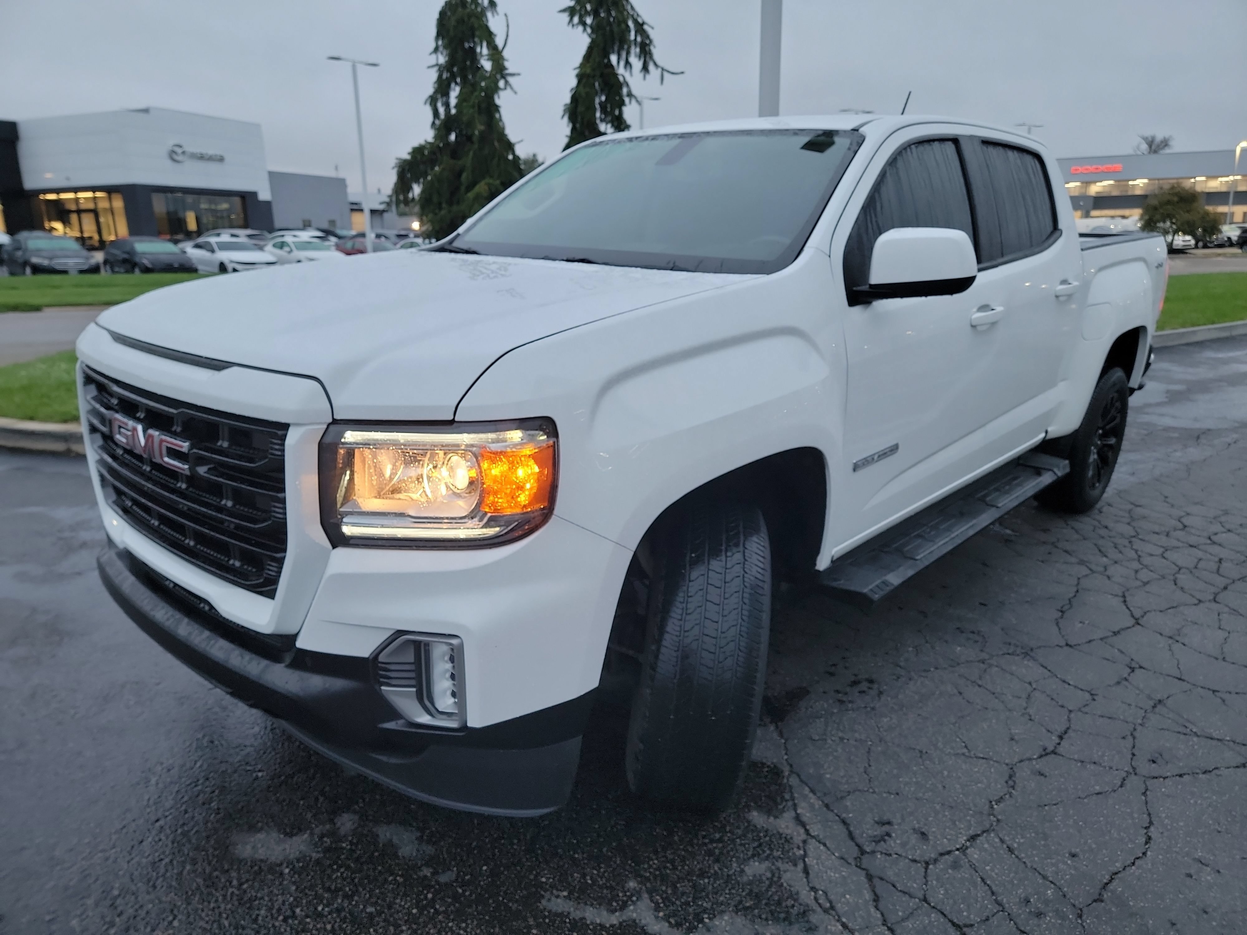 Used 2022 GMC Canyon Elevation w/ Trailering Package AWD/4WD image 3