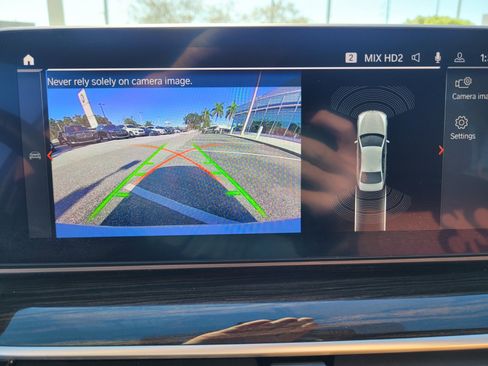 Used 2023 BMW 540i xDrive w/ Premium Package image 25