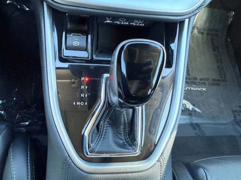 Used 2024 Subaru Outback Limited image 41