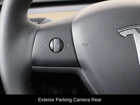 Used 2021 Tesla Model 3 Standard Range Plus RWD image 8