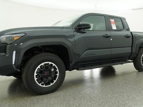New 2026 Toyota Tacoma TRD Off-Road AWD/4WD image 19