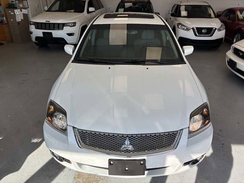 Used 2011 Mitsubishi Galant SE image 7