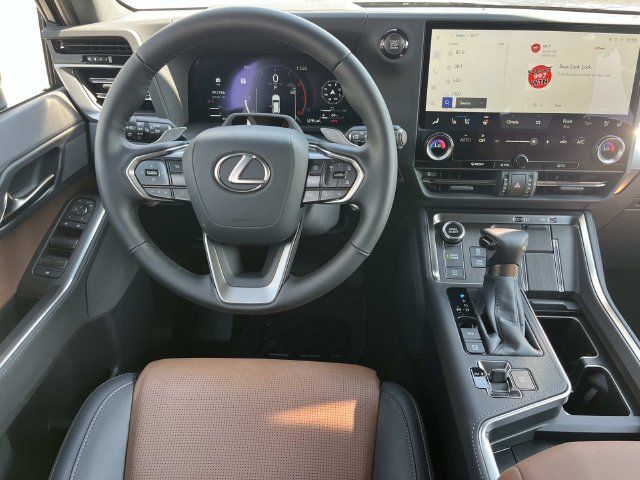 Certified 2026 Lexus GX 550 w/ Accessory Package (ZB) AWD/4WD image 13