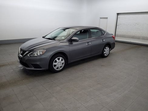 Used 2017 Nissan Sentra SV FWD image 2