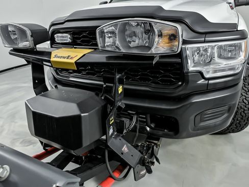 Used 2020 RAM 2500 Tradesman w/ Snow Chief Group image 6