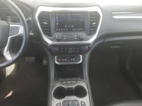 Used 2023 GMC Acadia SLT FWD image 14