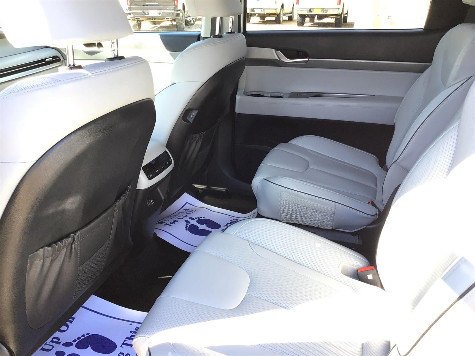 Used 2025 Hyundai Palisade SEL FWD image 17