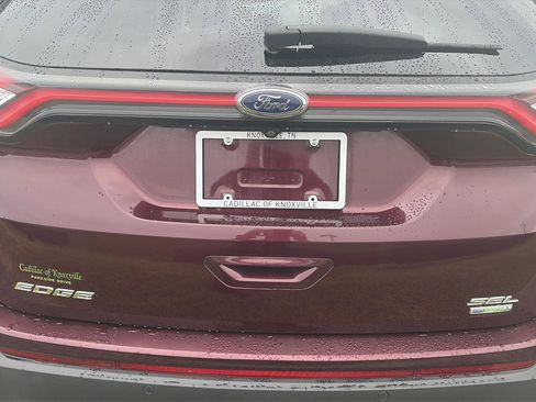 Used 2018 Ford Edge SEL w/ Equipment Group 201A FWD image 5