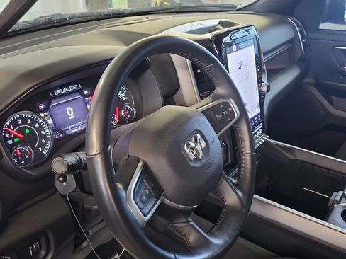 Used 2023 RAM 1500 Big Horn AWD/4WD image 2
