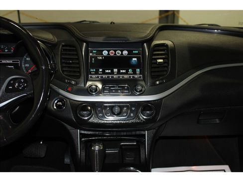 Used 2019 Chevrolet Impala LT image 16