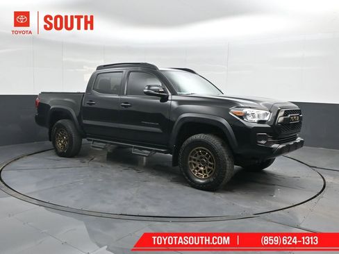 Used 2023 Toyota Tacoma Trail Edition w/ Trail Edition image 4
