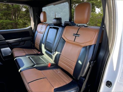 Certified 2021 Ford F150 Platinum w/ Equipment Group 701A High image 25