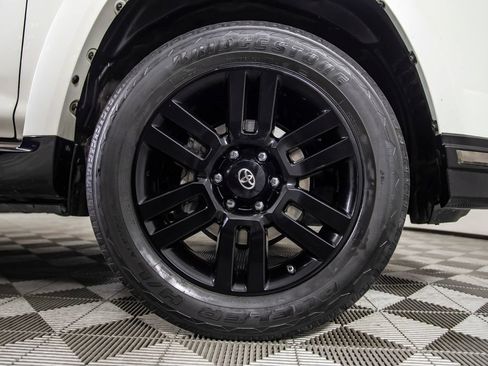 Used 2019 Toyota 4Runner Limited AWD/4WD image 44