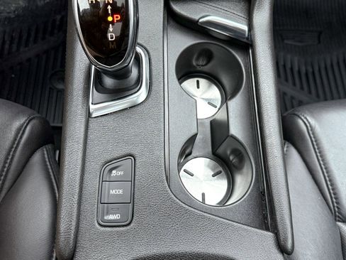 Used 2018 Cadillac XT5 Luxury w/ Driver Awareness Package image 29