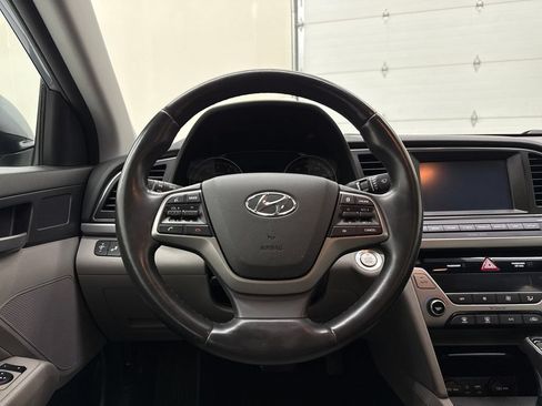 Used 2017 Hyundai Elantra SE w/ SE A/T Tech Package 03 FWD image 15