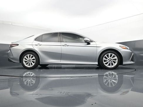 Used 2023 Toyota Camry LE w/ Convenience Package FWD image 34