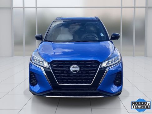 Certified 2022 Nissan Kicks SR w/ Premium Package image 8