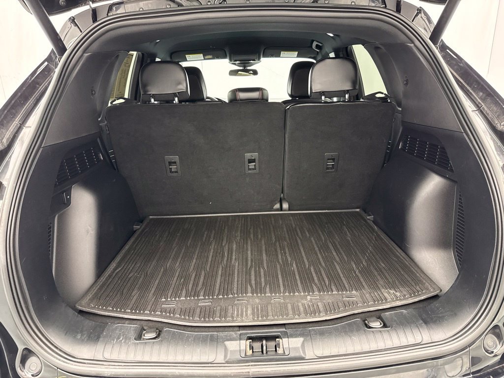 Used 2023 Ford Escape ST-Line AWD/4WD image 8