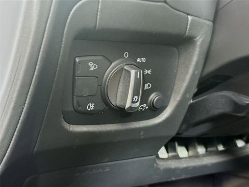 Used 2020 Audi R8 V10 performance image 6