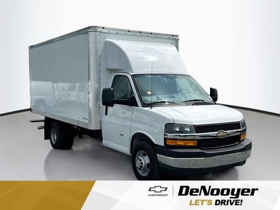 New 2024 Chevrolet Express 3500 w/ Power Convenience Package
