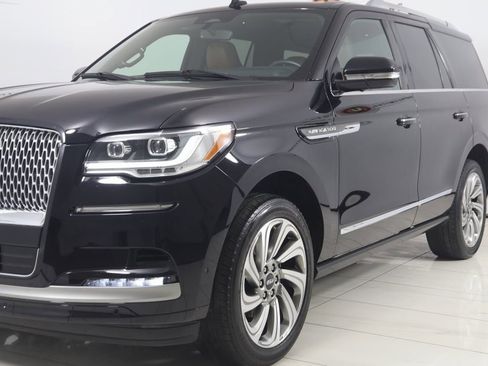 Used 2023 Lincoln Navigator Reserve image 60