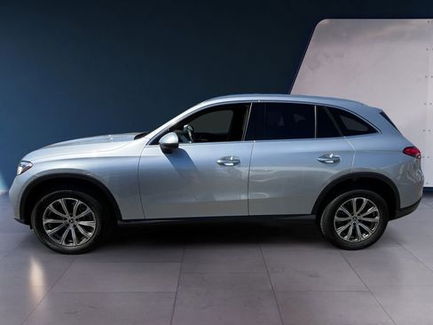 Used 2026 Mercedes-Benz GLC 300 4MATIC image 2