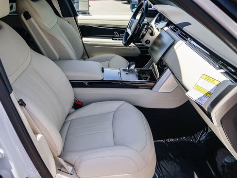 New 2026 Land Rover Range Rover SE AWD/4WD image 17