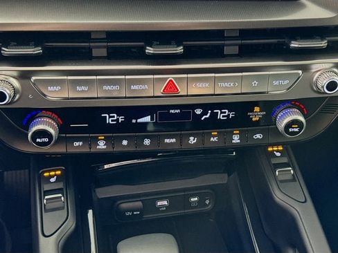 New 2025 Kia Telluride S image 18