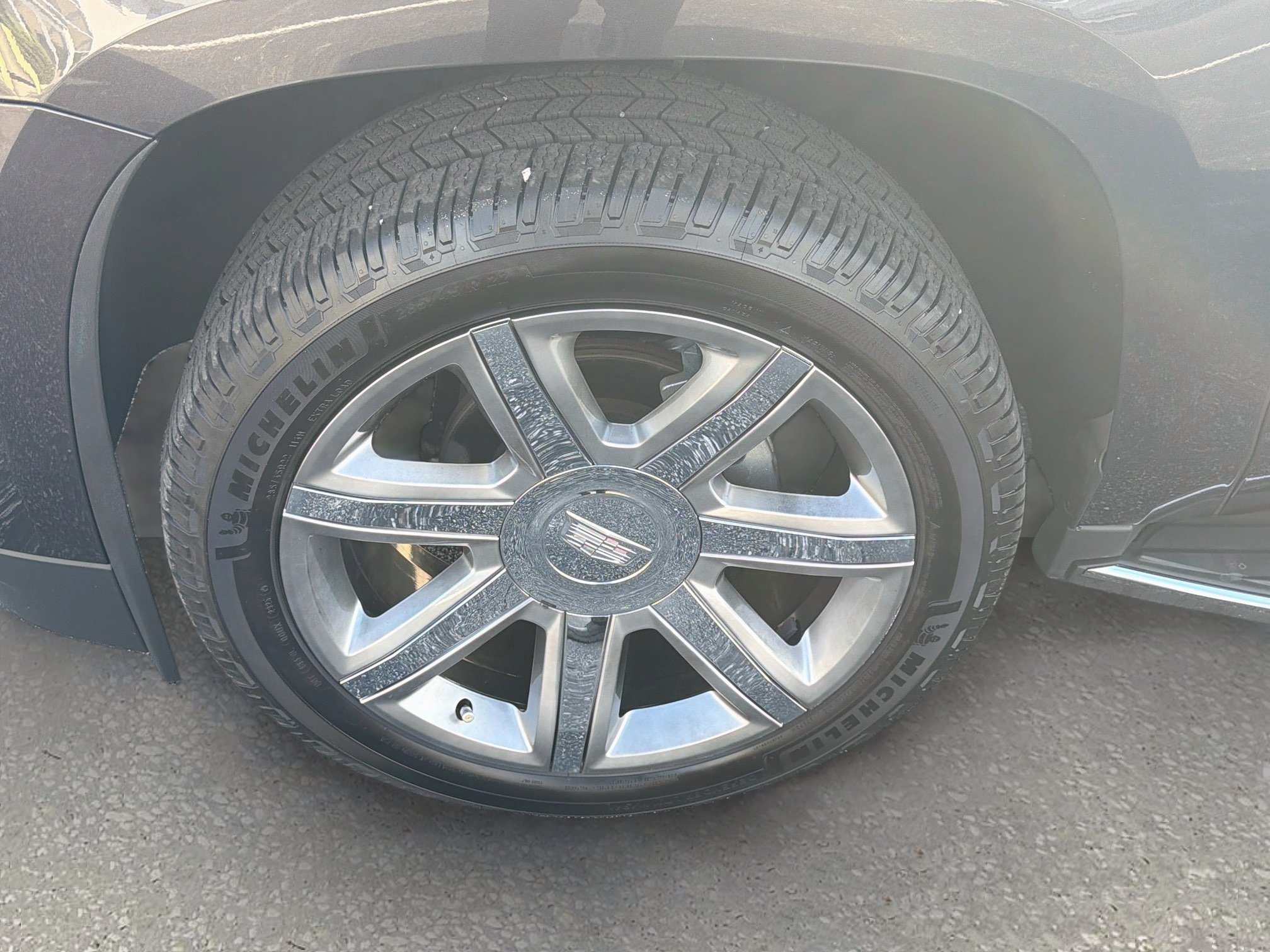 Used 2016 Cadillac Escalade Luxury AWD/4WD image 33