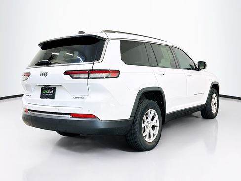 Used 2022 Jeep Grand Cherokee L Limited AWD/4WD image 9