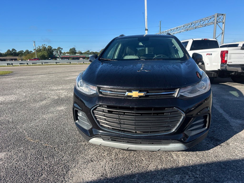 Used 2021 Chevrolet Trax LT FWD image 16