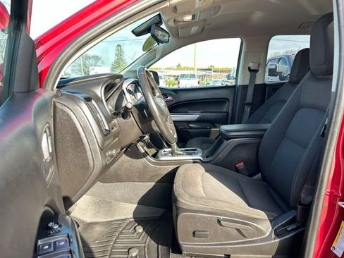 Used 2019 Chevrolet Colorado LT w/ LT Convenience Package image 27