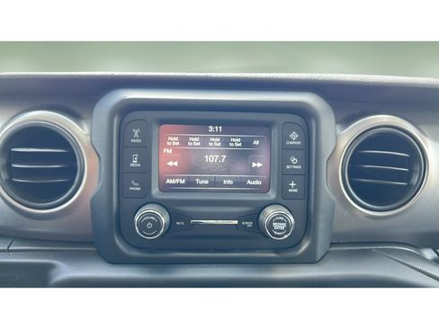 Used 2019 Jeep Wrangler Unlimited Sport S AWD/4WD image 18