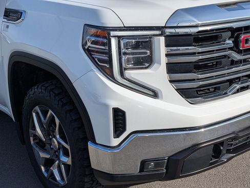 Used 2023 GMC Sierra 1500 SLT image 10