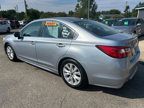 Used 2015 Subaru Legacy 2.5i Premium AWD/4WD image 2