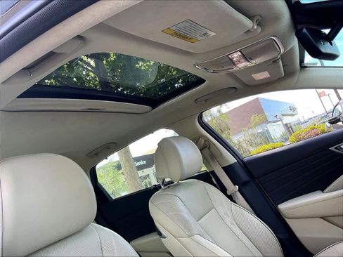 Used 2019 Kia K900 Luxury w/ VIP Package AWD/4WD image 24