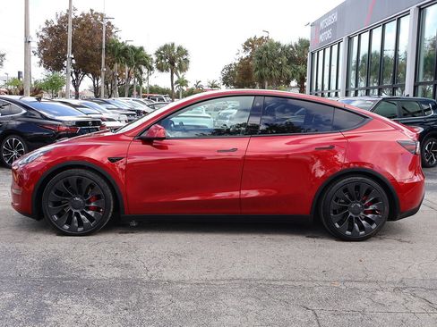 Used 2022 Tesla Model Y Performance image 17