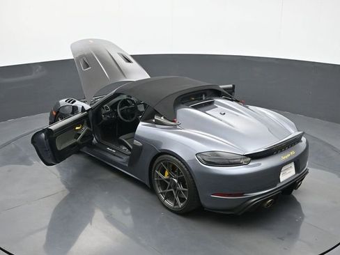 Certified 2025 Porsche 718 Boxster Spyder RS RWD image 23