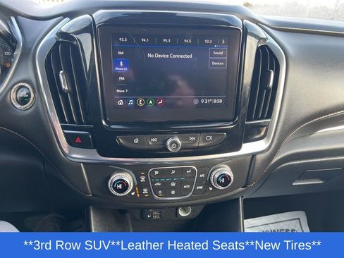 Used 2020 Chevrolet Traverse LT w/ LT Premium Package image 15