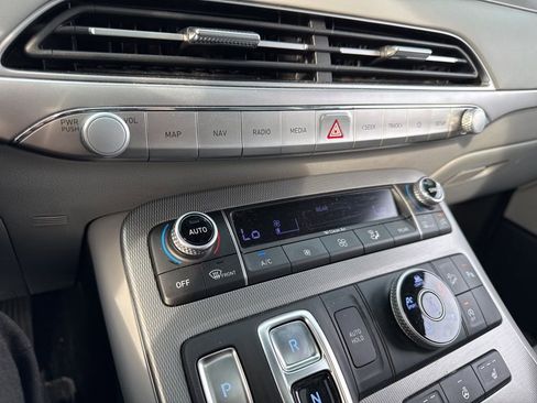 Used 2020 Hyundai Palisade SEL image 25