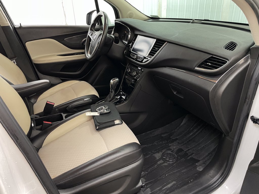 Certified 2021 Buick Encore Preferred w/ Safety Package II AWD/4WD image 37
