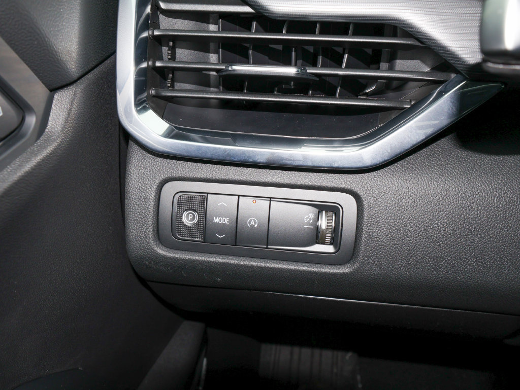 New 2027 GMC Acadia Elevation w/ Elevation Premium Package FWD image 30