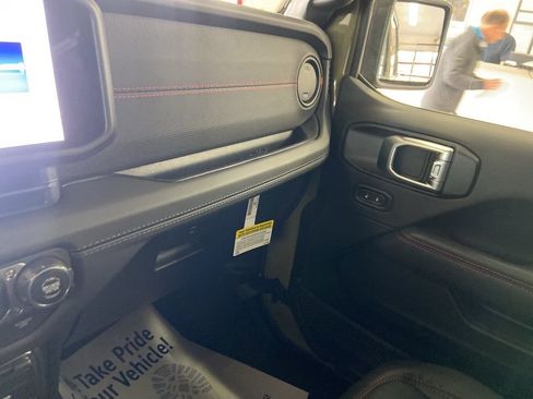 New 2026 Jeep Gladiator Rubicon image 37