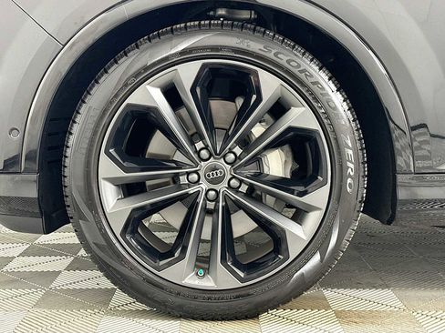 Certified 2025 Audi Q7 3.0T Premium Plus w/ Premium Plus Package image 31