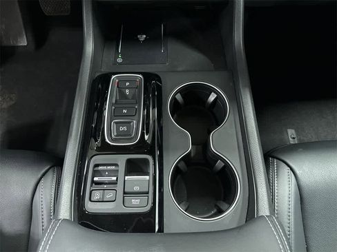 Used 2025 Honda Pilot EX-L image 33