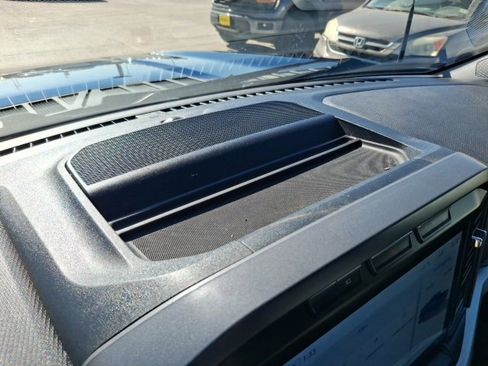 Used 2022 Ford F150 XLT w/ Equipment Group 302A High image 38