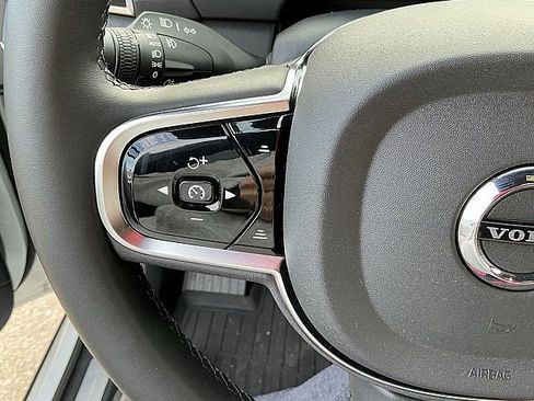 Used 2024 Volvo XC90 T8 Ultimate w/ Protection Package Premier image 28