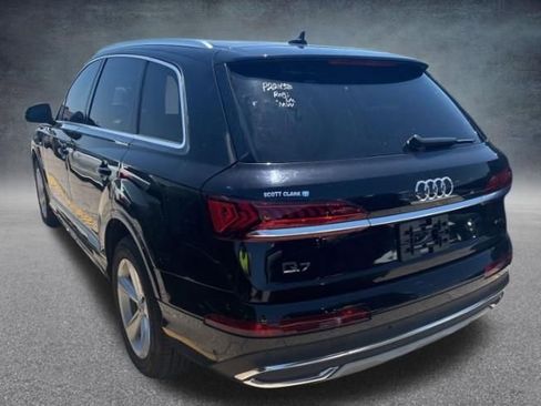 Used 2021 Audi Q7 2.0T Premium Plus w/ Premium Plus Package AWD/4WD image 3