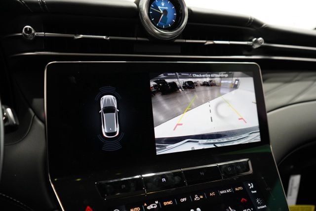 Certified 2025 Maserati Grecale Modena AWD/4WD image 25