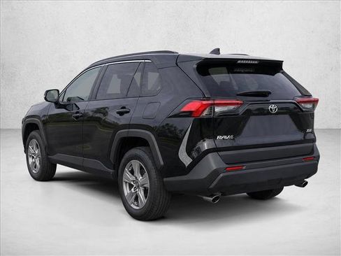 Used 2024 Toyota RAV4 XLE w/ Convenience Package FWD image 5